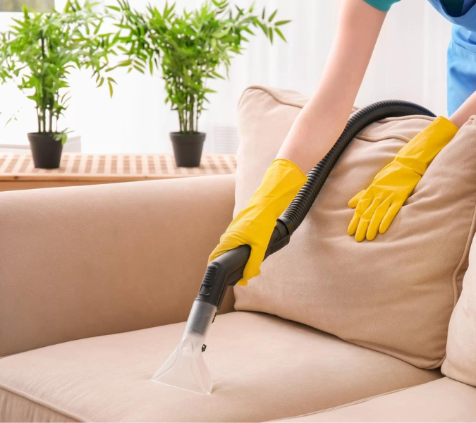 How to protect your sofa from dirt and dust